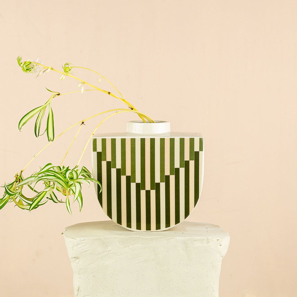 Sunroom Boat Vase