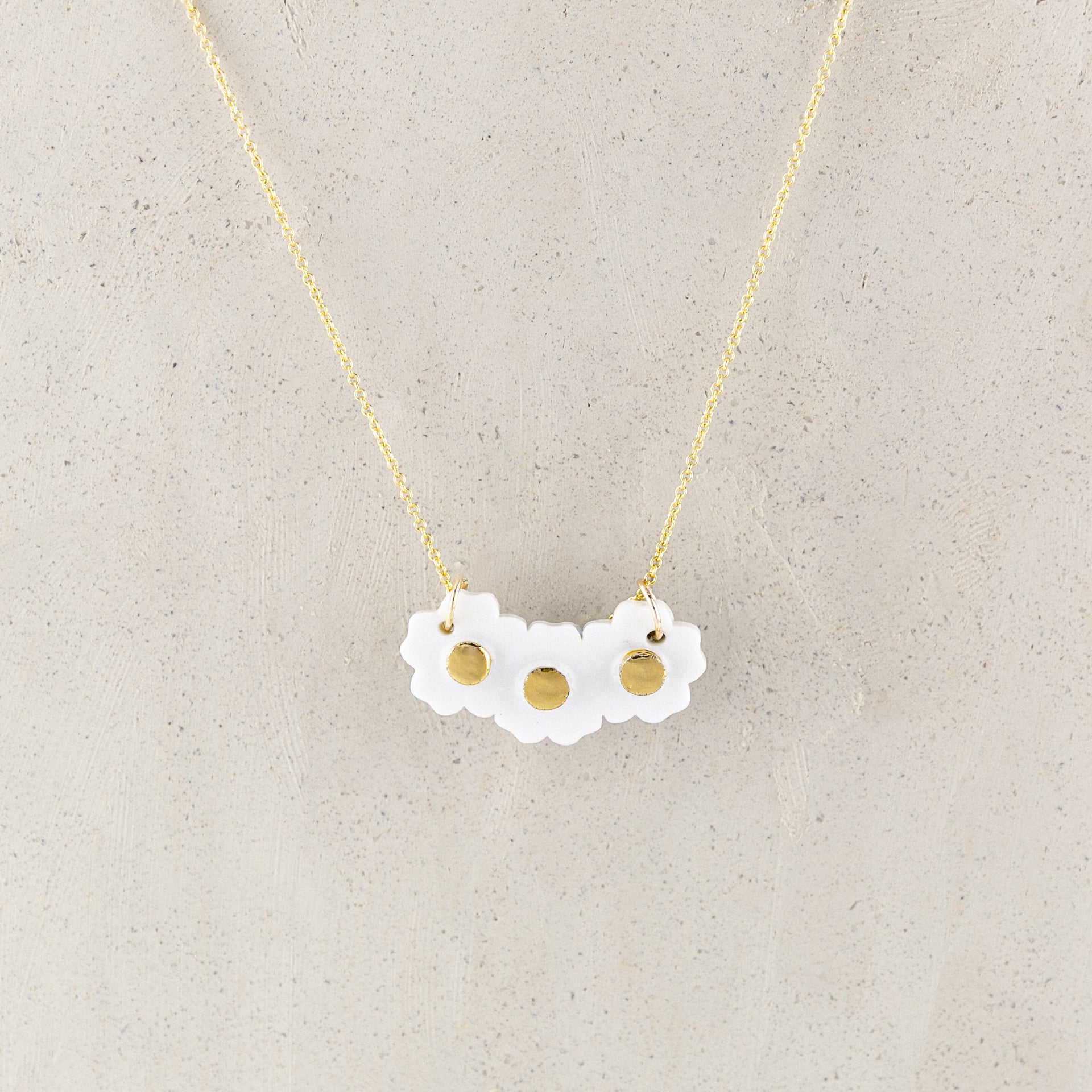 Daisy Chain Necklace