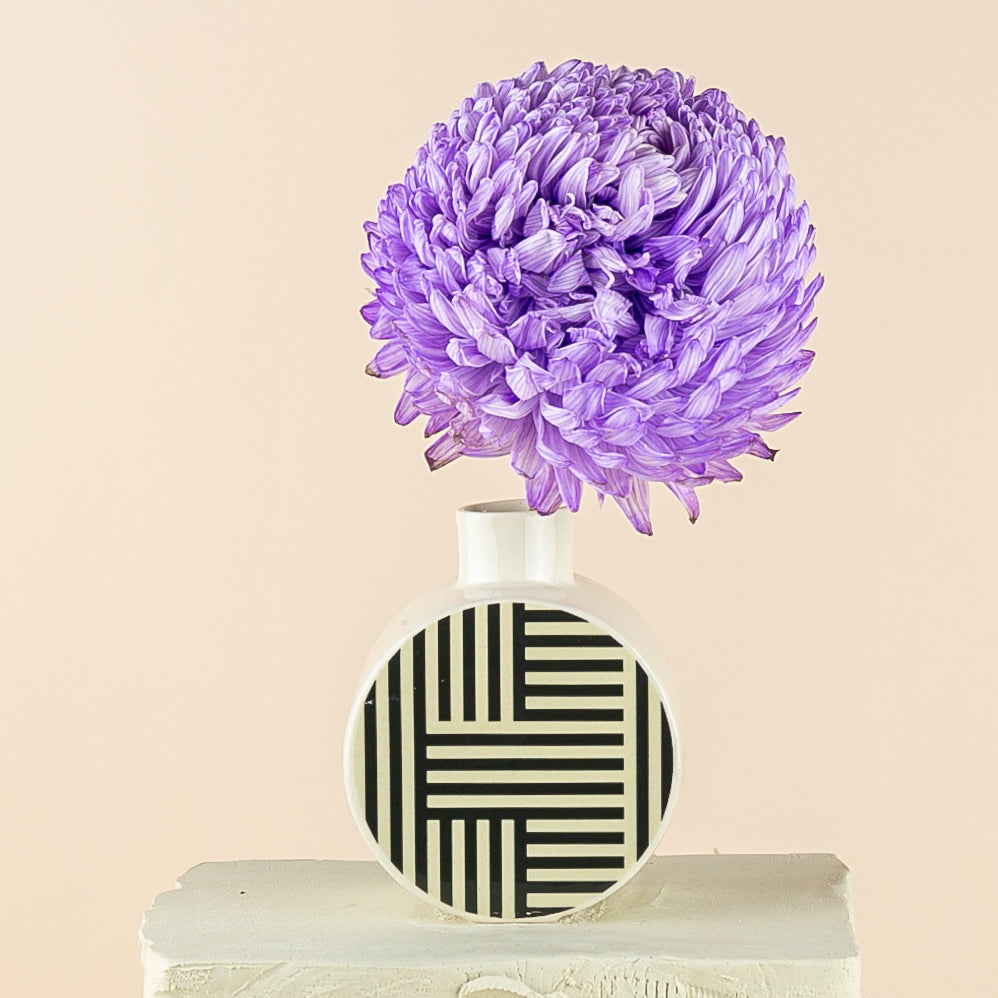 Lines Bud Vase
