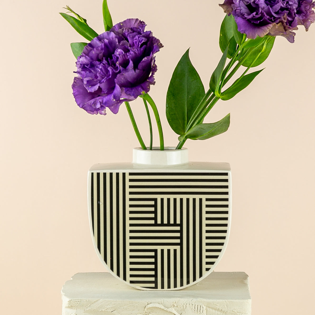 Lines Boat Vase