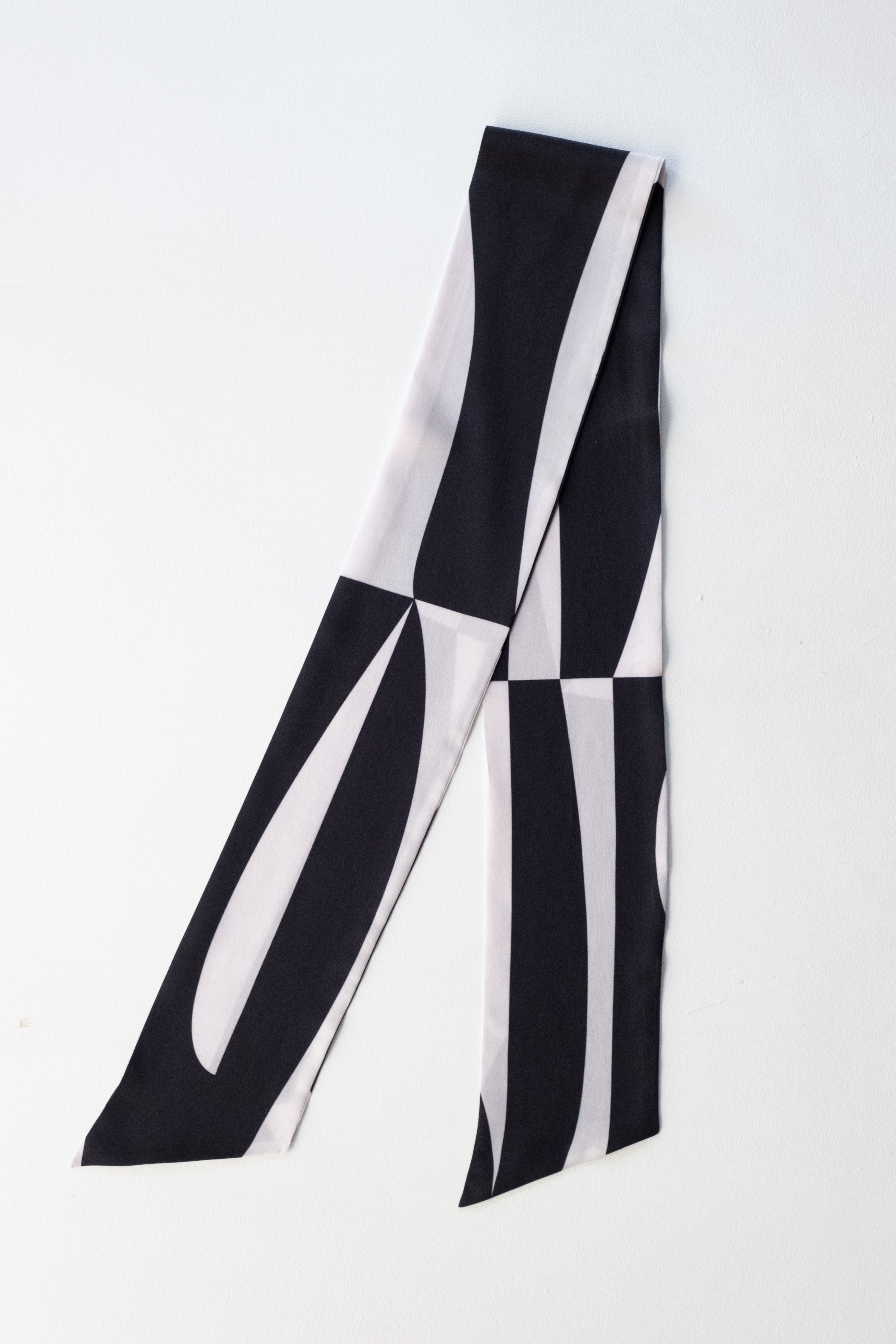 Sculpture Head/Neck Scarf - Short Length