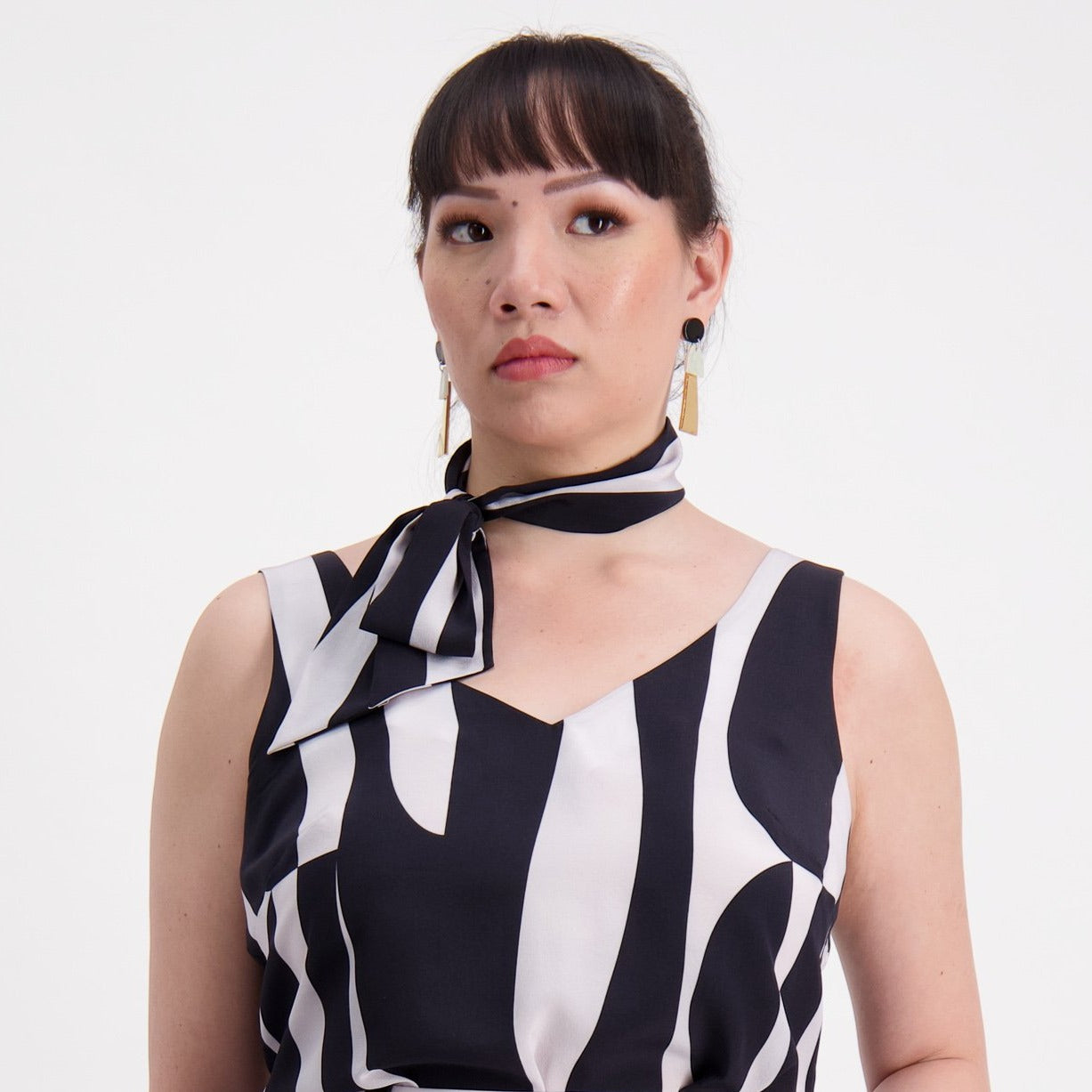 Sculpture Head/Neck Scarf - Short Length