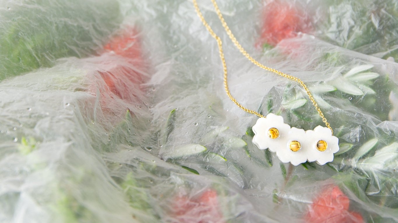 Daisy Chain Necklace